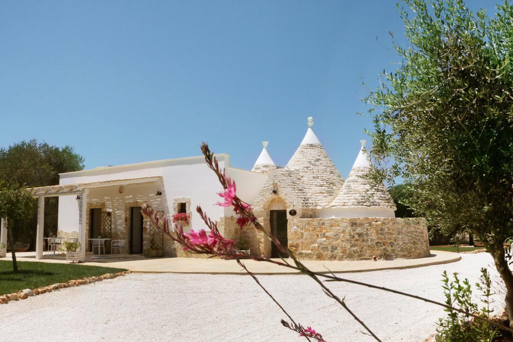 Residence Spadalunga San Michele Salentino Exterior photo