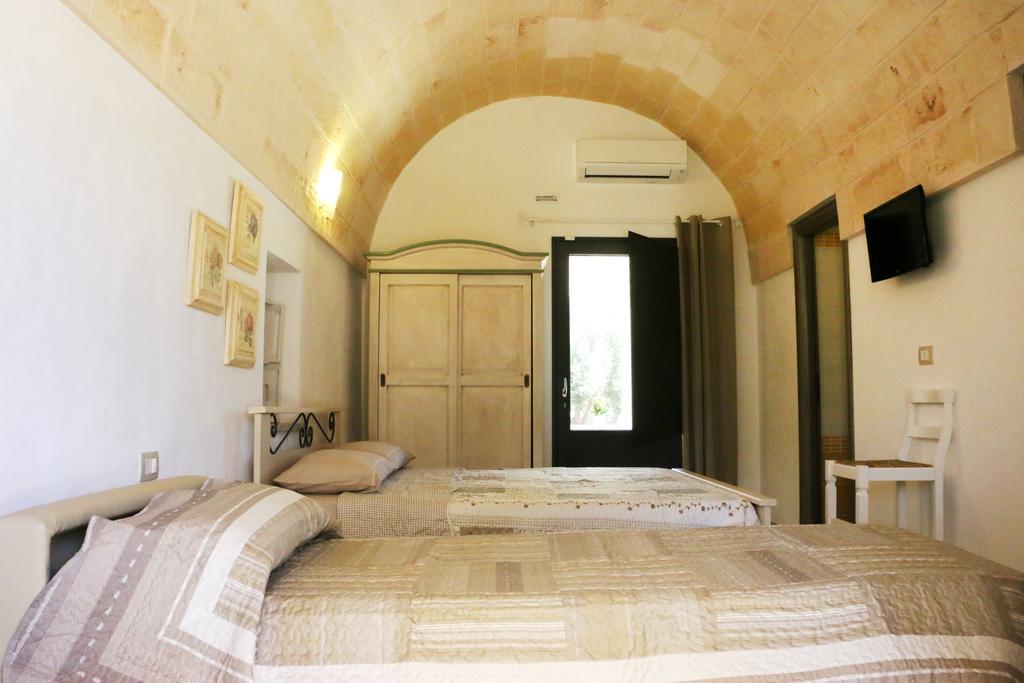 Residence Spadalunga San Michele Salentino Room photo