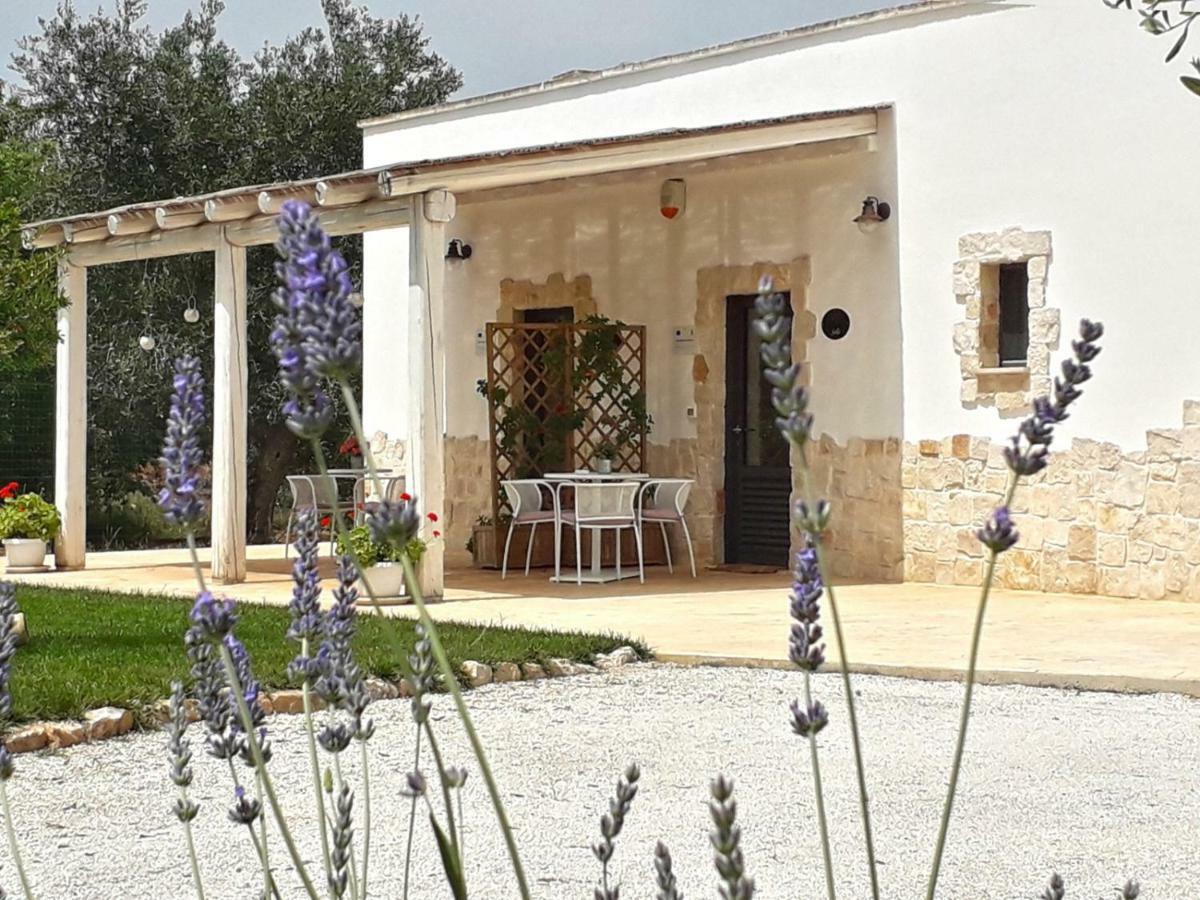 Residence Spadalunga San Michele Salentino Exterior photo